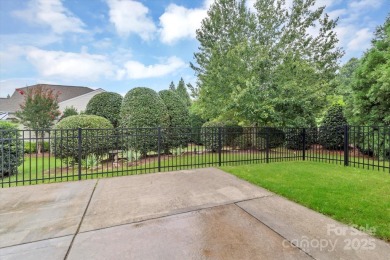 Live where everyday feels like a vacation. This popular Fox Run on Carolina Lakes Golf Club, LLC in South Carolina - for sale on GolfHomes.com, golf home, golf lot