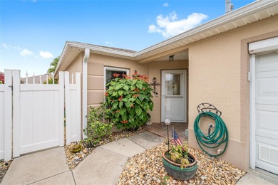 NO BOND! This charming 2 Bedroom, 2 Bath BEAUREGARD  MODEL BLOCK on The Links of Spruce Creek in Florida - for sale on GolfHomes.com, golf home, golf lot