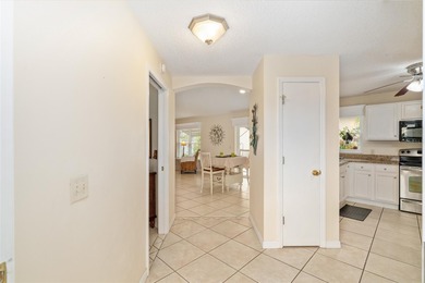 NO BOND! This charming 2 Bedroom, 2 Bath BEAUREGARD  MODEL BLOCK on The Links of Spruce Creek in Florida - for sale on GolfHomes.com, golf home, golf lot