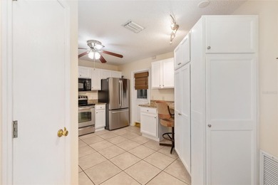 NO BOND! This charming 2 Bedroom, 2 Bath BEAUREGARD  MODEL BLOCK on The Links of Spruce Creek in Florida - for sale on GolfHomes.com, golf home, golf lot