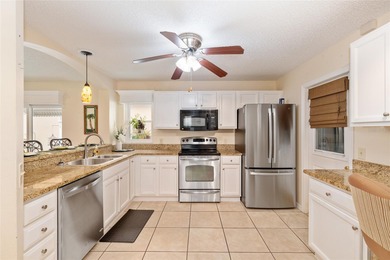 NO BOND! This charming 2 Bedroom, 2 Bath BEAUREGARD  MODEL BLOCK on The Links of Spruce Creek in Florida - for sale on GolfHomes.com, golf home, golf lot