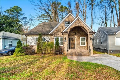 Lovely move-in ready Westview home has 6-bedrooms, 4 full on John A. White Golf Course in Georgia - for sale on GolfHomes.com, golf home, golf lot