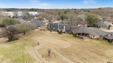 Stunning Updated Townhome in Emerald Bay on Lake Palestine on Emerald Bay Club in Texas - for sale on GolfHomes.com, golf home, golf lot