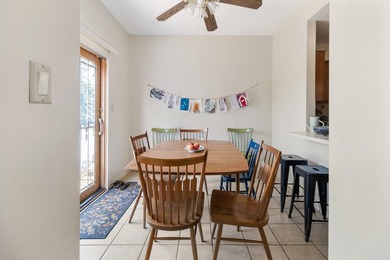 Vacation year round* Walk to Public Golf Course, lake for on Lakeside Golf Course in Kentucky - for sale on GolfHomes.com, golf home, golf lot