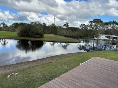 Well maintained 1 bedroom 1 bath park model with 12x23 bonus on Clerbrook Resort, Inc. in Florida - for sale on GolfHomes.com, golf home, golf lot