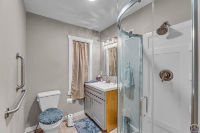 Come fall in love with this well maintained ranch-style home! on Topeka Country Club in Kansas - for sale on GolfHomes.com, golf home, golf lot