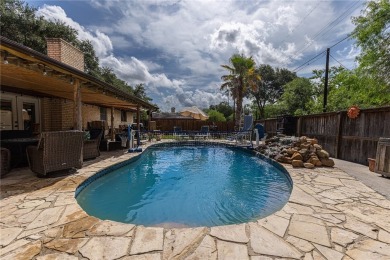 Welcome to your own piece of paradise near the golf course! This on Alice Municipal Golf Course in Texas - for sale on GolfHomes.com, golf home, golf lot