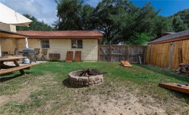 Welcome to your own piece of paradise near the golf course! This on Alice Municipal Golf Course in Texas - for sale on GolfHomes.com, golf home, golf lot