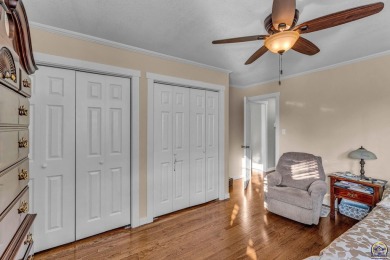 Come fall in love with this well maintained ranch-style home! on Topeka Country Club in Kansas - for sale on GolfHomes.com, golf home, golf lot