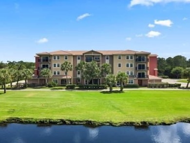 TAKE A LOOK AT THIS SHARP & CONTEMPORARY 3 BEDROOM 2 1/2 BATH on Gator Trace Golf and Country Club in Florida - for sale on GolfHomes.com, golf home, golf lot