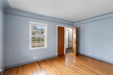 Great Location Near lake Nokomis and Hiawatha! Classic side by on Hiawatha Golf Course in Minnesota - for sale on GolfHomes.com, golf home, golf lot