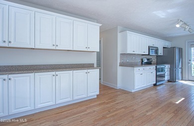 Fantastic home in Pinehurst No 6, a lovely Community built on Pinehurst Resort and Country Club in North Carolina - for sale on GolfHomes.com, golf home, golf lot