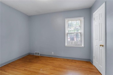 Great Location Near lake Nokomis and Hiawatha! Classic side by on Hiawatha Golf Course in Minnesota - for sale on GolfHomes.com, golf home, golf lot
