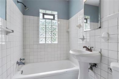 Great Location Near lake Nokomis and Hiawatha! Classic side by on Hiawatha Golf Course in Minnesota - for sale on GolfHomes.com, golf home, golf lot