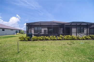 This almost new villa is located in the popular gated community on Sabal Trace Golf and Country Club in Florida - for sale on GolfHomes.com, golf home, golf lot