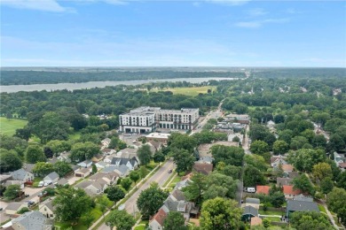 Great Location Near lake Nokomis and Hiawatha! Classic side by on Hiawatha Golf Course in Minnesota - for sale on GolfHomes.com, golf home, golf lot