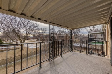 Looking for a sun drenched condo in the middle of winter? You've on Sunnyside Country Club in Iowa - for sale on GolfHomes.com, golf home, golf lot