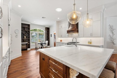 *BOND PAID* on this REMODELED WILLIAMSBURG PREMIER home in THE on The Links of Spruce Creek in Florida - for sale on GolfHomes.com, golf home, golf lot