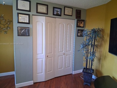 I'm screaming there's Nothing lacking here!  You name it on Pembroke Lakes Golf Club in Florida - for sale on GolfHomes.com, golf home, golf lot