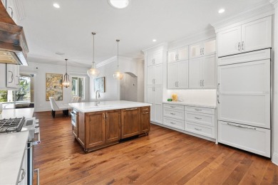 *BOND PAID* on this REMODELED WILLIAMSBURG PREMIER home in THE on The Links of Spruce Creek in Florida - for sale on GolfHomes.com, golf home, golf lot