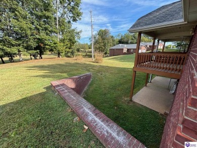 Welcome to this delightful 2-bedroom, 2-bath patio home on Hillcrest Country Club in Kentucky - for sale on GolfHomes.com, golf home, golf lot