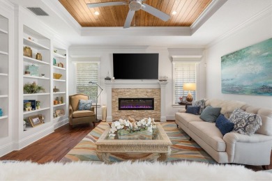 *BOND PAID* on this REMODELED WILLIAMSBURG PREMIER home in THE on The Links of Spruce Creek in Florida - for sale on GolfHomes.com, golf home, golf lot