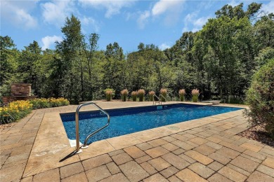 This stunning Blackberry Ridge Estates home sits on a 0.64 acre on Blackberry Ridge Golf Club in Minnesota - for sale on GolfHomes.com, golf home, golf lot