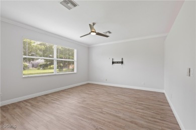 WELCOME TO PARADISE!! This well maintained three bedroom, two on Gateway Golf and Country Club in Florida - for sale on GolfHomes.com, golf home, golf lot