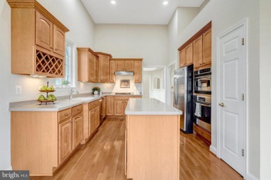 Heritage Hunt 55+* Fabulous 3 level 'Marjoram' model situated in on Heritage Hunt Golf and Country Club in Virginia - for sale on GolfHomes.com, golf home, golf lot