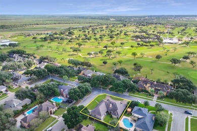 You'll love this gorgeous custom home located approx 1 blocks on River Hills Country Club in Texas - for sale on GolfHomes.com, golf home, golf lot