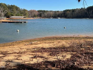 Beautiful home (2,424 sqft.) on Kerr Lake with Boat Dock Permit on Kerr Lake Country Club in North Carolina - for sale on GolfHomes.com, golf home, golf lot