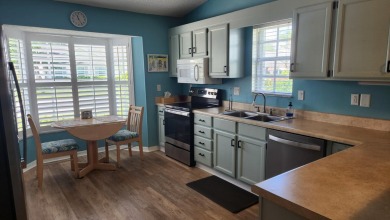 COME SEE THIS FANTASTIC GOLF VILLA WITH NEW A/C, NEW on Gator Trace Golf and Country Club in Florida - for sale on GolfHomes.com, golf home, golf lot