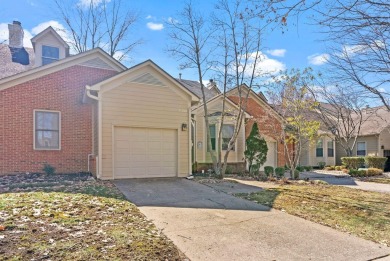 Charming one-level townhouse in the desirable Griffin Gate on Griffin Gate Golf Resort in Kentucky - for sale on GolfHomes.com, golf home, golf lot