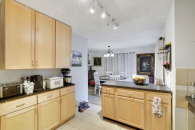 Welcome to this well maintained 3 bedroom 2 bath home nestled in on Pocono Farms Country Club in Pennsylvania - for sale on GolfHomes.com, golf home, golf lot