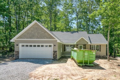 BRAND NEW HOME IN FAIRFIELD GLADE - UNDER $400K! Welcome to your on Druid Hills Golf Club in Tennessee - for sale on GolfHomes.com, golf home, golf lot