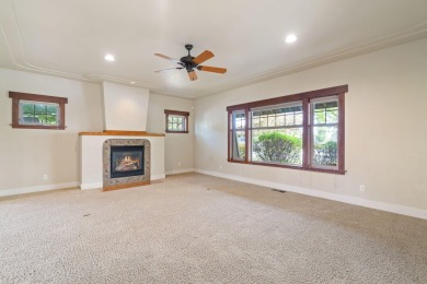 Classic Westside Bend craftsman design embodies timeless on Rivers Edge Golf Resort in Oregon - for sale on GolfHomes.com, golf home, golf lot
