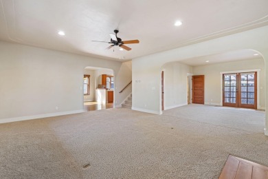 Classic Westside Bend craftsman design embodies timeless on Rivers Edge Golf Resort in Oregon - for sale on GolfHomes.com, golf home, golf lot