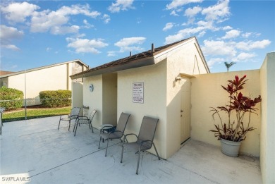 Motivated Seller!  END-UNIT, SINGLE LEVEL, CANAL FRONT, DIRECT on Saint Andrews South Golf Club in Florida - for sale on GolfHomes.com, golf home, golf lot