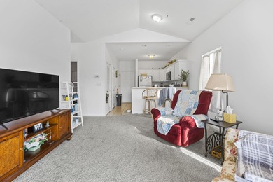 Welcome to this beautiful 2-bedroom, 2-bathroom top-floor end on Palmetto Greens Golf and Country Club in South Carolina - for sale on GolfHomes.com, golf home, golf lot