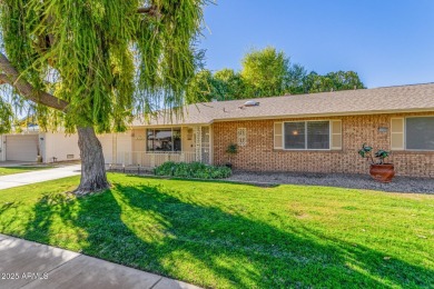 Opportunity Knocks! Excellent Location Of This 2 Bed/2 Bath on Sun City-Willow Creek / Willow Brook  in Arizona - for sale on GolfHomes.com, golf home, golf lot