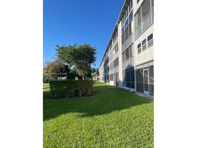 Very well keep property, move-in ready, located at the first on Flamingo Lakes Country Club in Florida - for sale on GolfHomes.com, golf home, golf lot