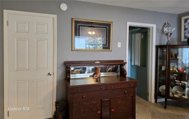 LOCATION, LOCATION, LOCATION... Welcome Home to this 3/2 on The Golf Club of Ocala in Florida - for sale on GolfHomes.com, golf home, golf lot