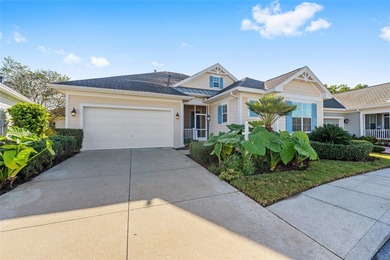 **RARE FIND** This charming TURN-KEY 3-bedroom, 2-bathroom on The Links of Spruce Creek in Florida - for sale on GolfHomes.com, golf home, golf lot