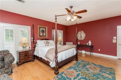 Do you have a large family? Welcome to your dream home! This on Oak Knoll Country Club in Louisiana - for sale on GolfHomes.com, golf home, golf lot