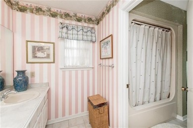 Do you have a large family? Welcome to your dream home! This on Oak Knoll Country Club in Louisiana - for sale on GolfHomes.com, golf home, golf lot