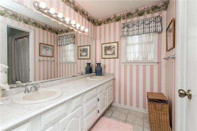 Do you have a large family? Welcome to your dream home! This on Oak Knoll Country Club in Louisiana - for sale on GolfHomes.com, golf home, golf lot