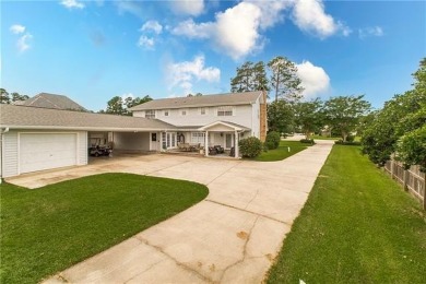 Do you have a large family? Welcome to your dream home! This on Oak Knoll Country Club in Louisiana - for sale on GolfHomes.com, golf home, golf lot