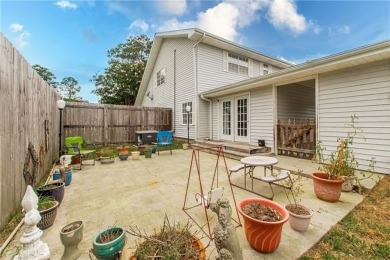 Do you have a large family? Welcome to your dream home! This on Oak Knoll Country Club in Louisiana - for sale on GolfHomes.com, golf home, golf lot