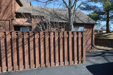 Investor Special or Perfect Starter Home Near the Golf Course! on Bright Leaf Golf Course in Kentucky - for sale on GolfHomes.com, golf home, golf lot