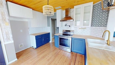 Just a little bit of work will make this house shine! Located in on Eagle Creek Golf Club and Grill in North Carolina - for sale on GolfHomes.com, golf home, golf lot